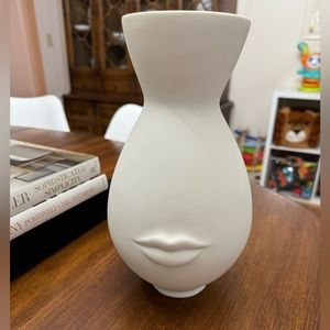 Jonathan Adler Mr & Mrs Muse vase